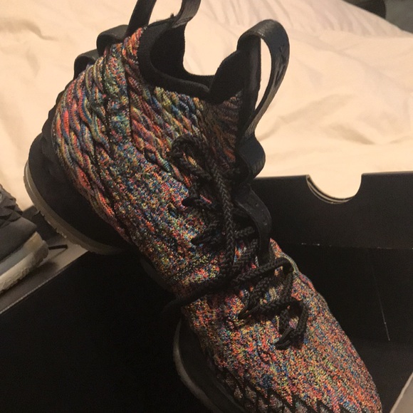 LEBRONXV HP - Picture 14 of 15